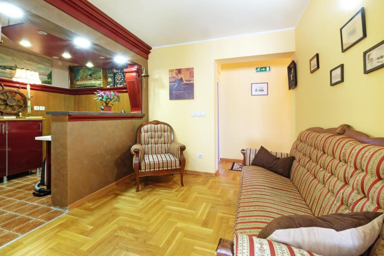 Villa Tower Gardos Belgrado Exterior foto