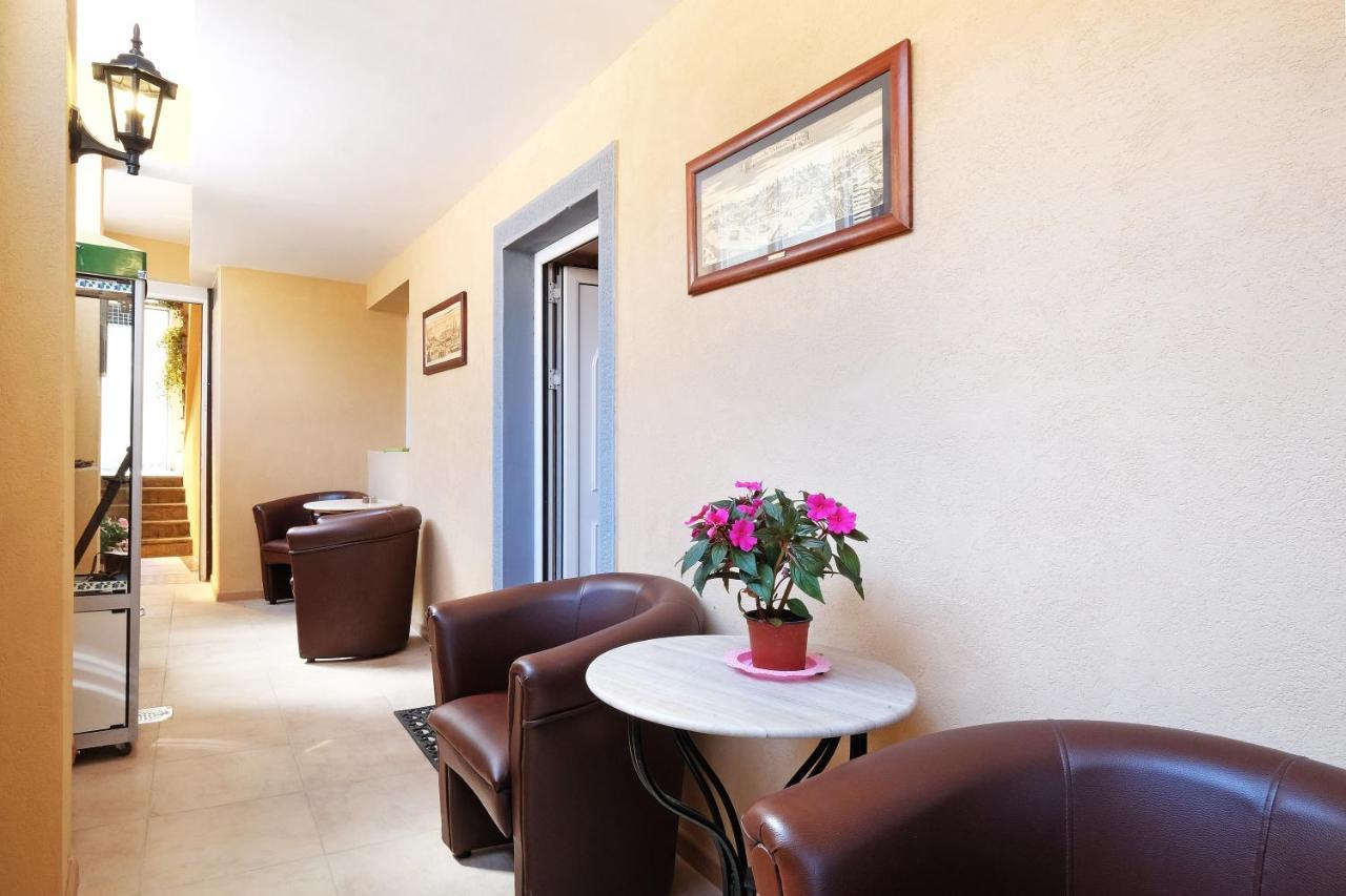 Villa Tower Gardos Belgrado Exterior foto